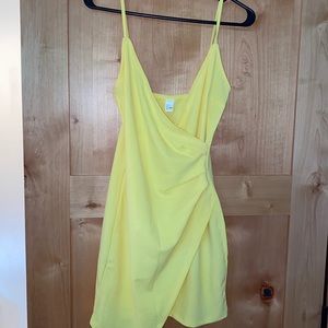 Yellow bodycon dress
